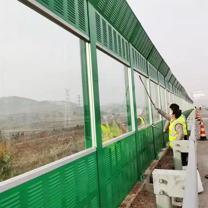 アクリル道路防音壁